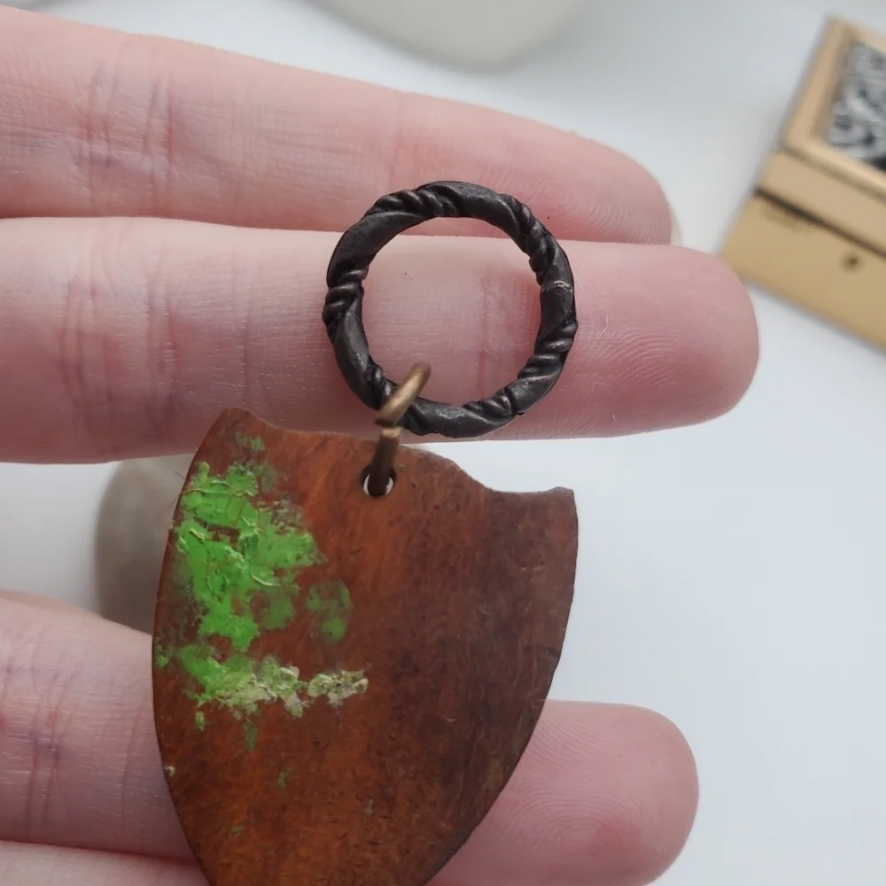 Nature's earthen‎ stem shield necklace pendant